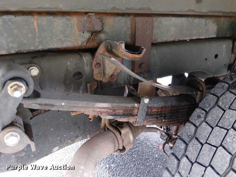 image for item EV5001 2022 Ford F550 Super Duty dump truck