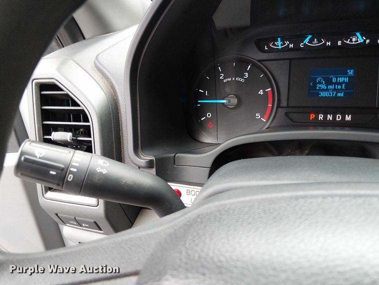 image for item EV5001 2022 Ford F550 Super Duty dump truck