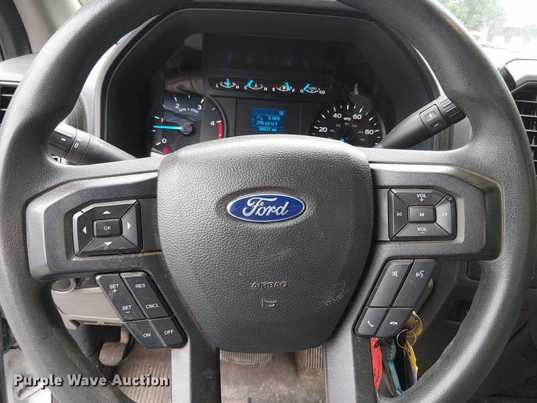 image for item EV5001 2022 Ford F550 Super Duty dump truck