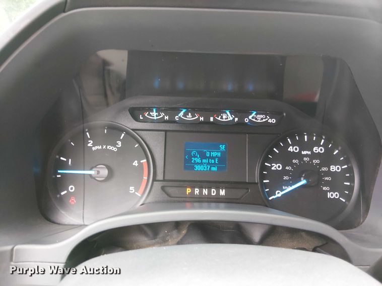 image for item EV5001 2022 Ford F550 Super Duty dump truck