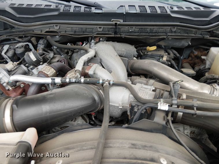 image for item EV5001 2022 Ford F550 Super Duty dump truck