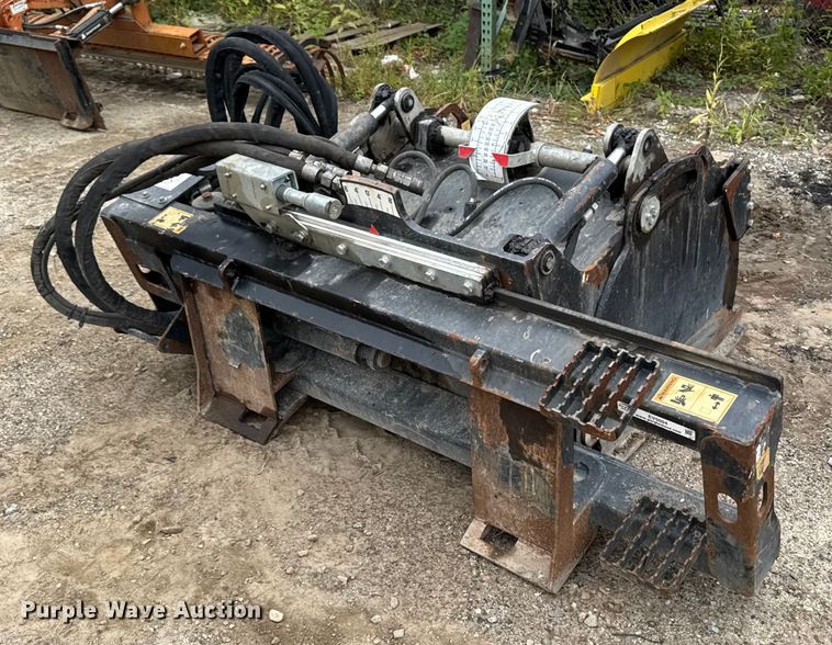 image for item EV5004 2017 Caterpillar PC408B skid steer cold planer