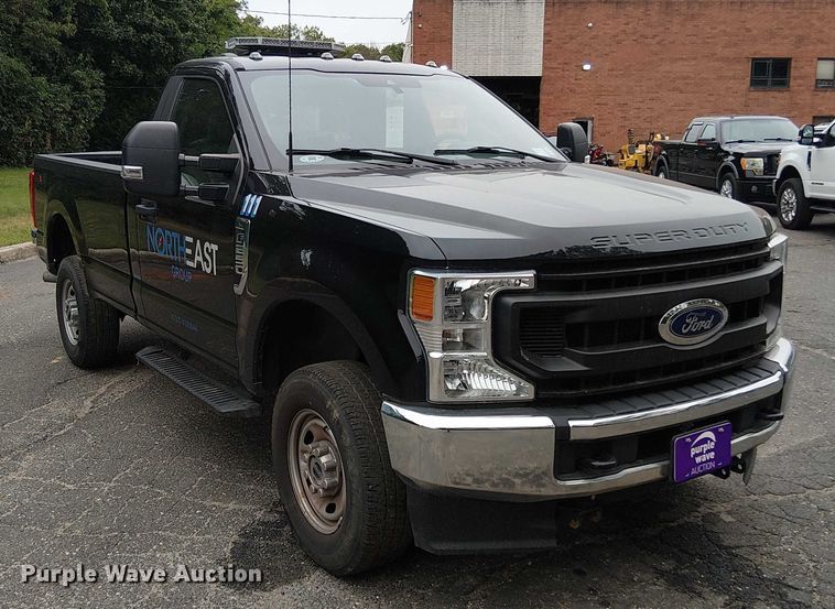 image for item EV5006 2022 Ford F-250 pickup truck