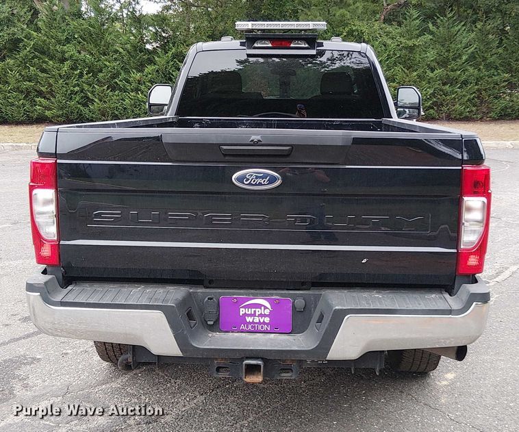 image for item EV5006 2022 Ford F-250 pickup truck