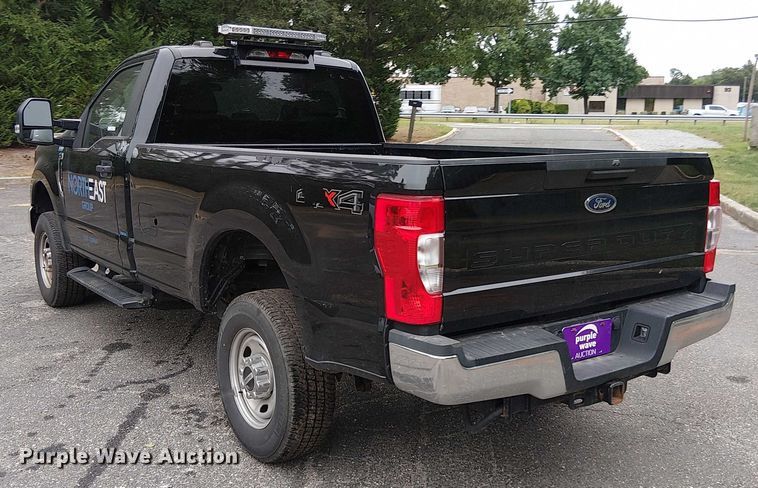 image for item EV5006 2022 Ford F-250 pickup truck