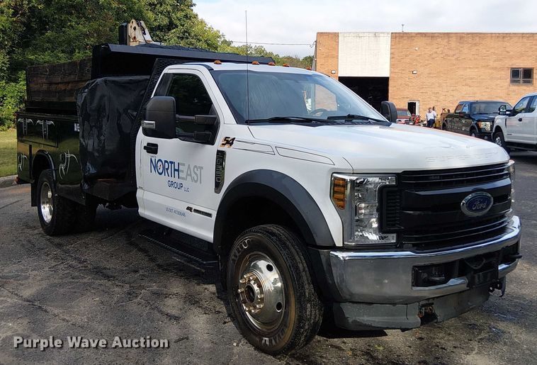 image for item EV5008 2019 Ford F550 Super Duty utility / service truck