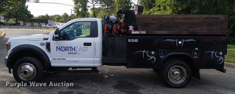 image for item EV5008 2019 Ford F550 Super Duty utility / service truck