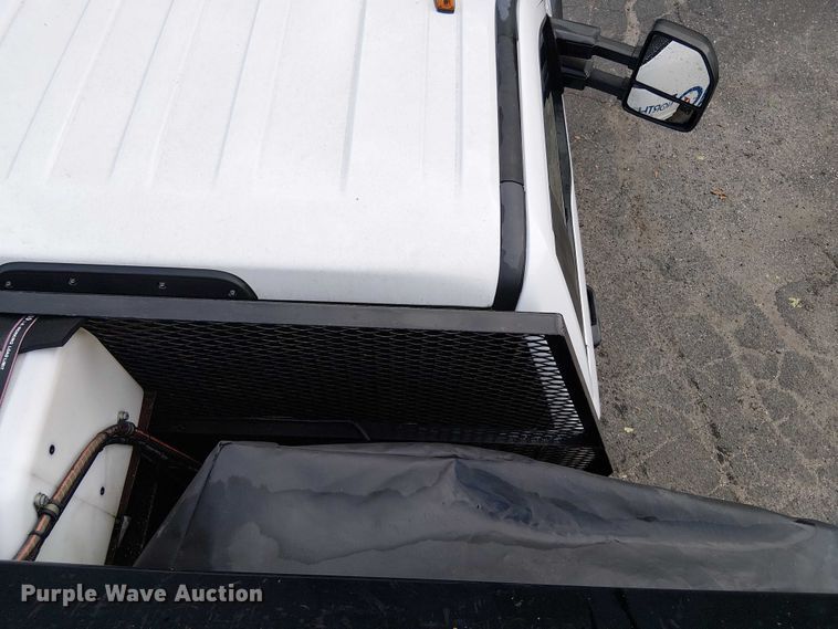 image for item EV5008 2019 Ford F550 Super Duty utility / service truck