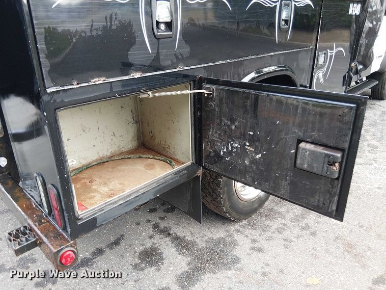 image for item EV5008 2019 Ford F550 Super Duty utility / service truck