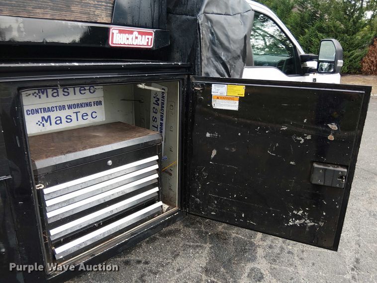 image for item EV5008 2019 Ford F550 Super Duty utility / service truck