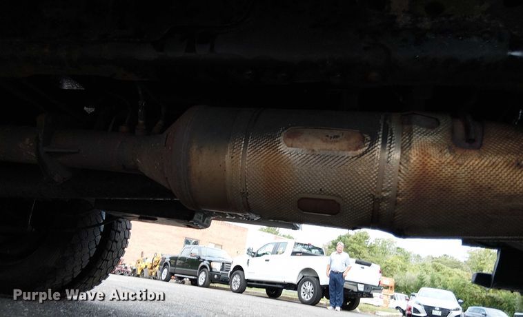 image for item EV5008 2019 Ford F550 Super Duty utility / service truck