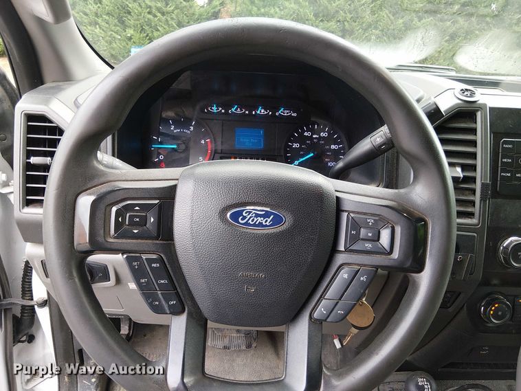 image for item EV5008 2019 Ford F550 Super Duty utility / service truck