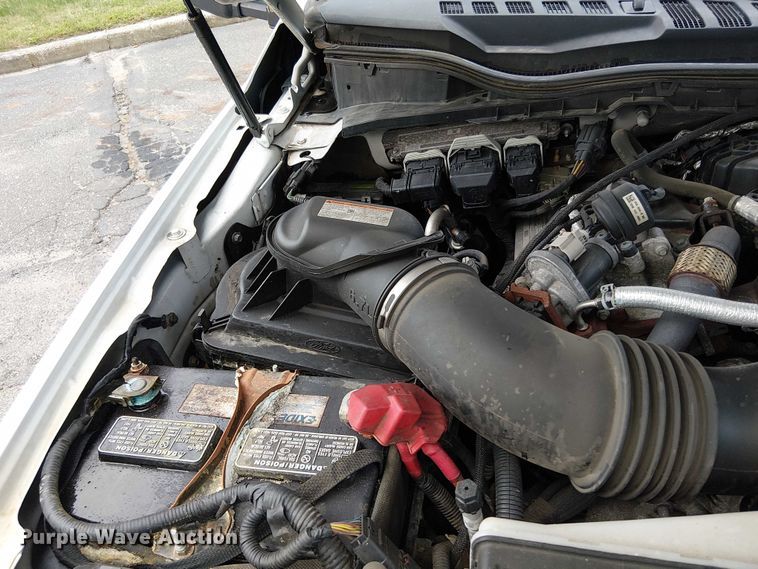 image for item EV5008 2019 Ford F550 Super Duty utility / service truck