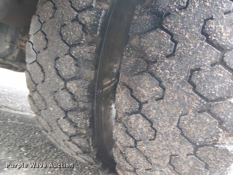 image for item EV5008 2019 Ford F550 Super Duty utility / service truck