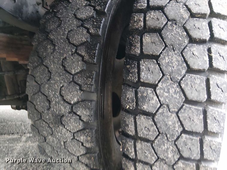 image for item EV5008 2019 Ford F550 Super Duty utility / service truck