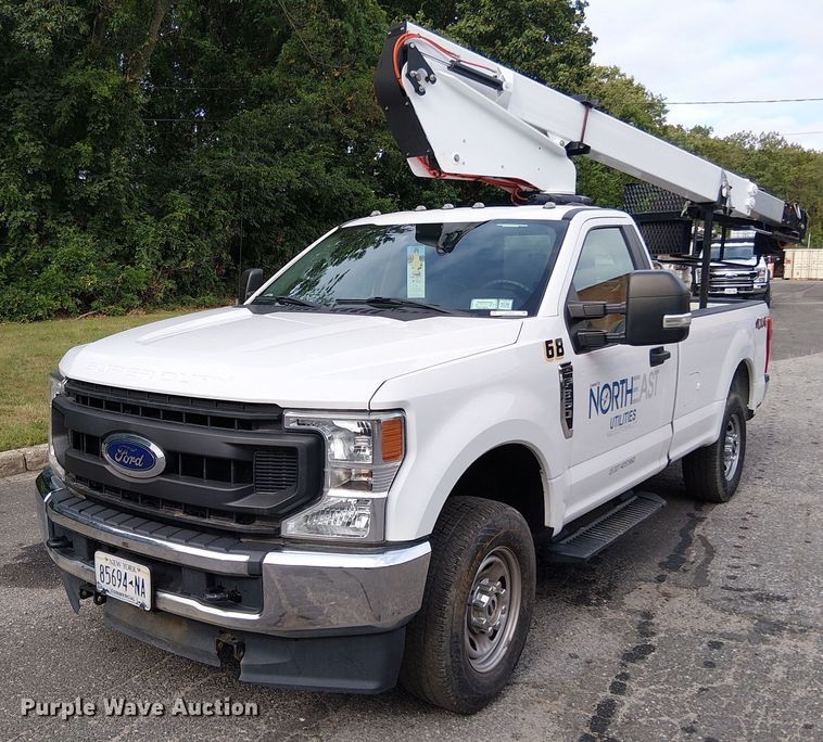 2020 Ford F350 Super Duty Xl Bucket Truck VIN: 1FTRF3BN4LEC84563 Lot: 999314435