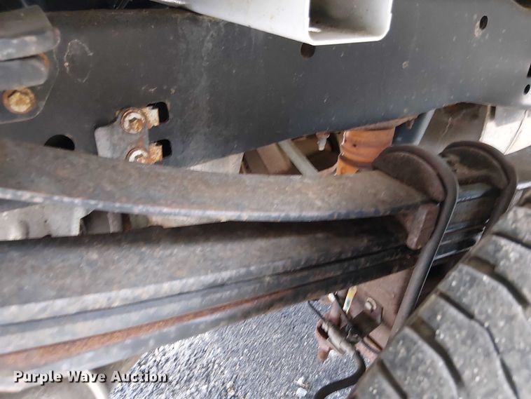 image for item EV5009 2020 Ford F350 bucket truck