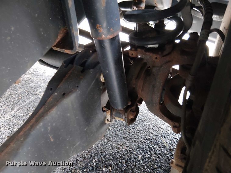 image for item EV5009 2020 Ford F350 bucket truck