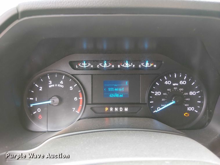 image for item EV5009 2020 Ford F350 bucket truck