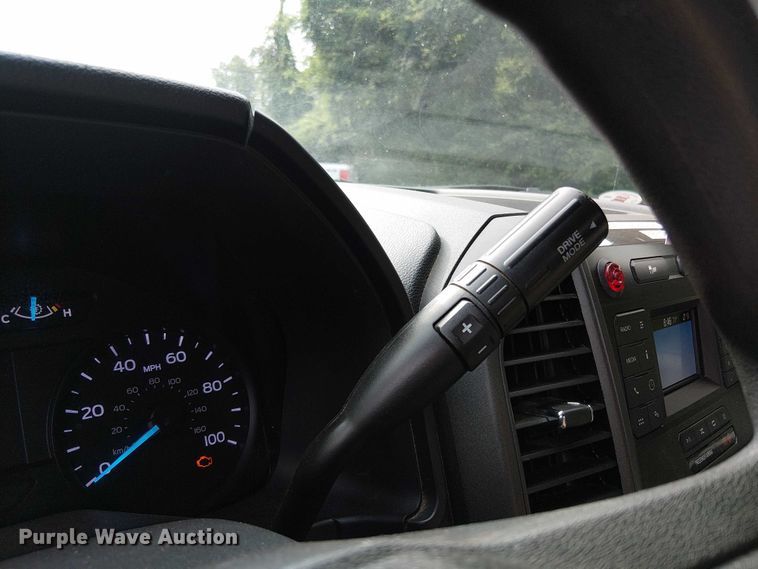 image for item EV5009 2020 Ford F350 bucket truck