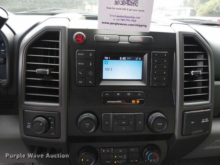 image for item EV5009 2020 Ford F350 bucket truck