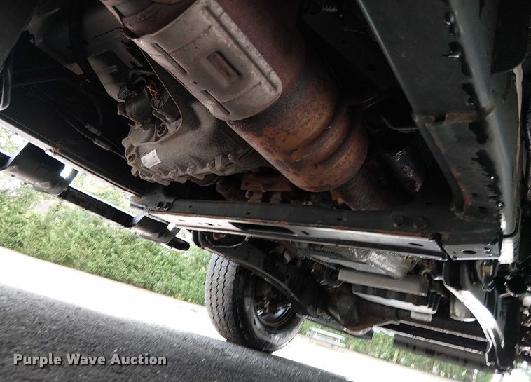 image for item EV5010 2022 Ford F350 Super Duty SuperCab pickup truck