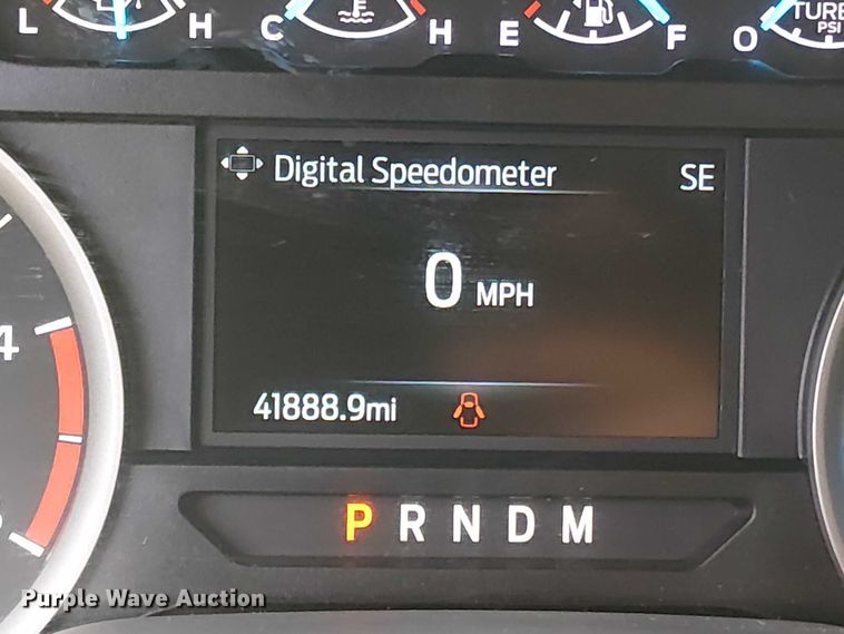 image for item EV5010 2022 Ford F350 Super Duty SuperCab pickup truck