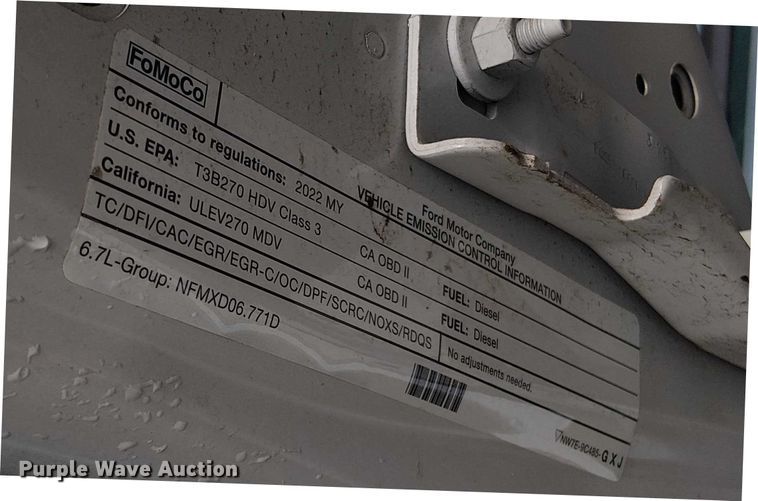 image for item EV5010 2022 Ford F350 Super Duty SuperCab pickup truck