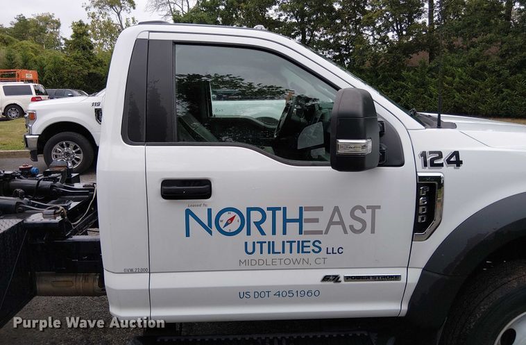 image for item EV5012 2022 Ford F-600 hook lift truck