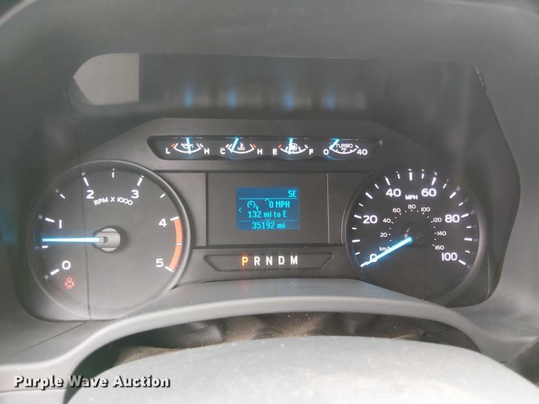 image for item EV5012 2022 Ford F-600 hook lift truck