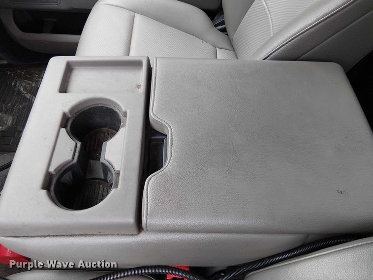 image for item EV5012 2022 Ford F-600 hook lift truck