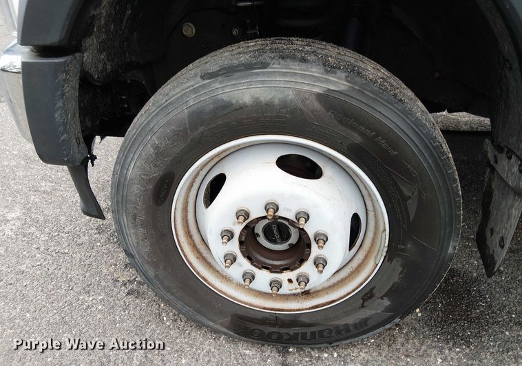 image for item EV5012 2022 Ford F-600 hook lift truck