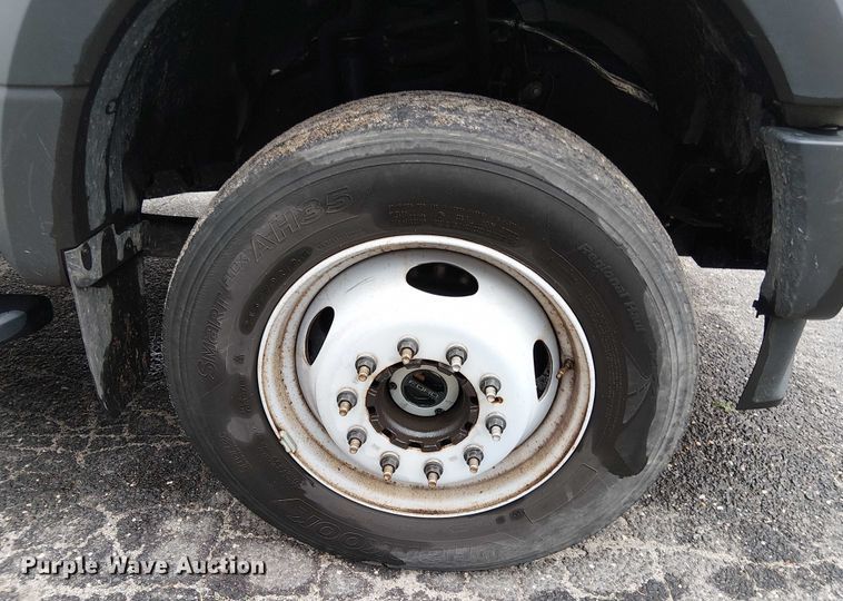 image for item EV5012 2022 Ford F-600 hook lift truck