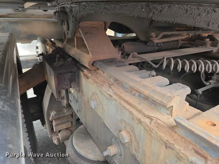 image for item EV5014 2020 Peterbilt 389 semi truck