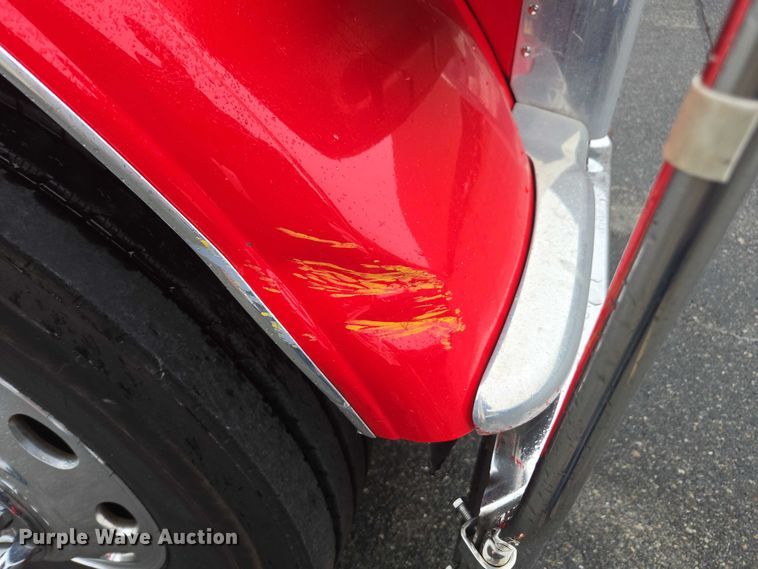 image for item EV5014 2020 Peterbilt 389 semi truck