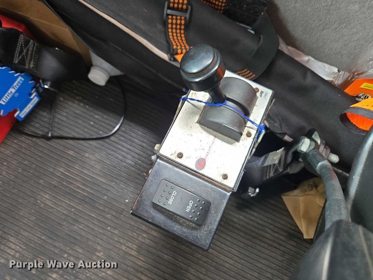 image for item EV5014 2020 Peterbilt 389 semi truck