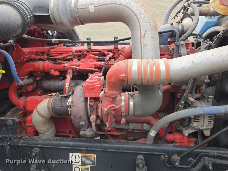 image for item EV5014 2020 Peterbilt 389 semi truck