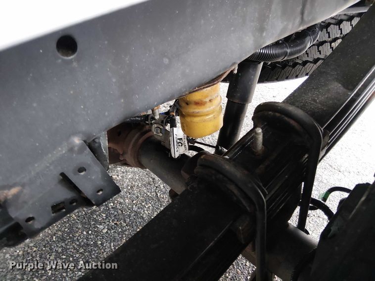 image for item EV5015 2023 Ford F350 Super Duty  SuperCab pickup truck