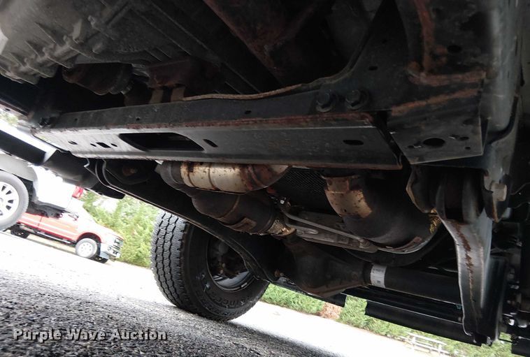 image for item EV5015 2023 Ford F350 Super Duty  SuperCab pickup truck