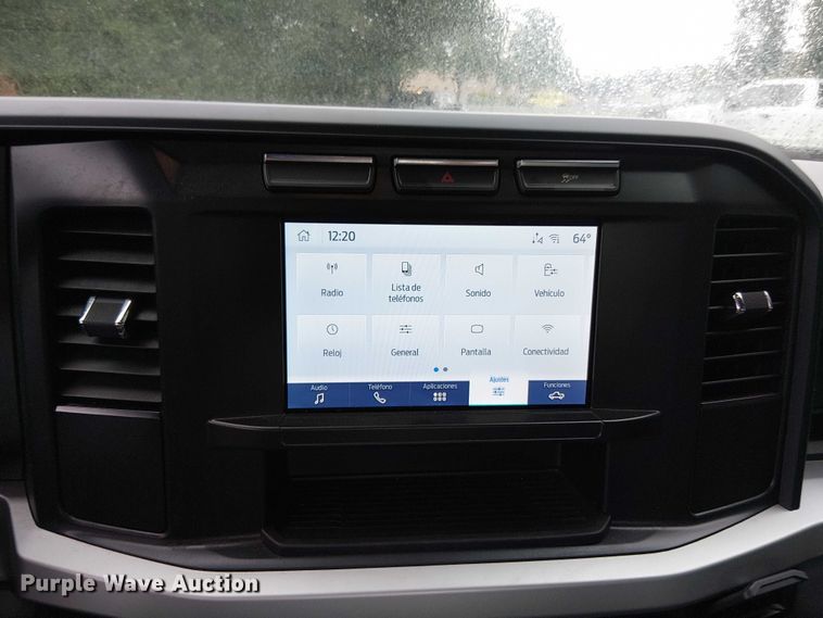 image for item EV5015 2023 Ford F350 Super Duty  SuperCab pickup truck