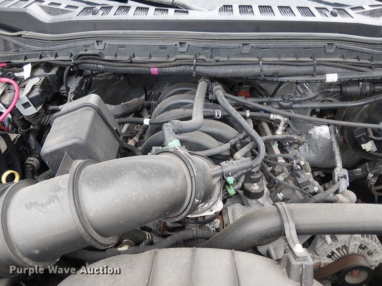 image for item EV5015 2023 Ford F350 Super Duty  SuperCab pickup truck