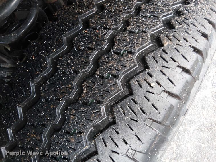 image for item EV5015 2023 Ford F350 Super Duty  SuperCab pickup truck