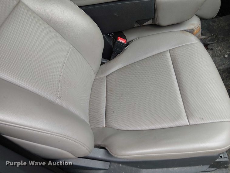 image for item EV5016 2022 Ford F550 box truck