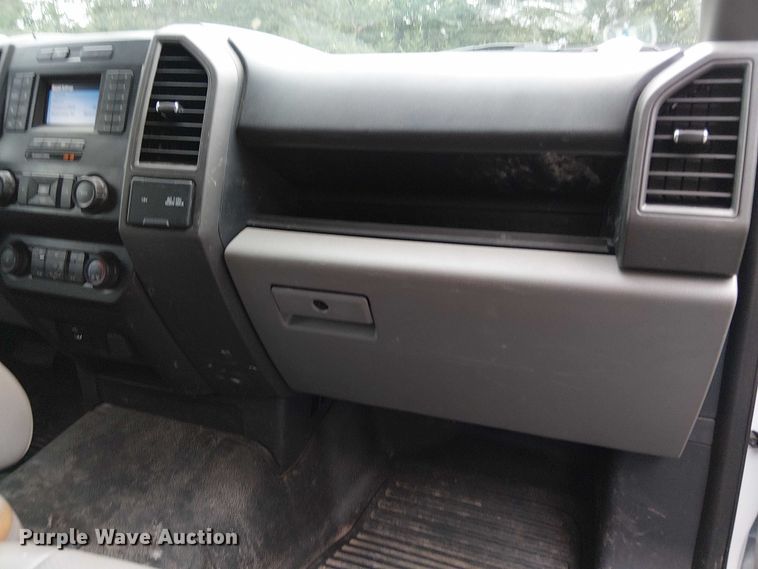 image for item EV5016 2022 Ford F550 box truck