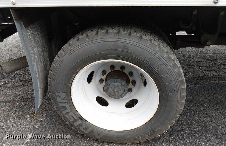 image for item EV5016 2022 Ford F550 box truck