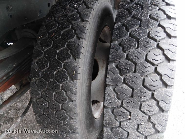 image for item EV5016 2022 Ford F550 box truck