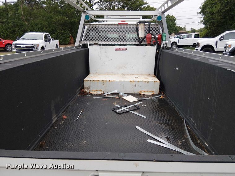 image for item EV5017 2022 Ford F350 Super Duty SuperCab utility bed pickup truck