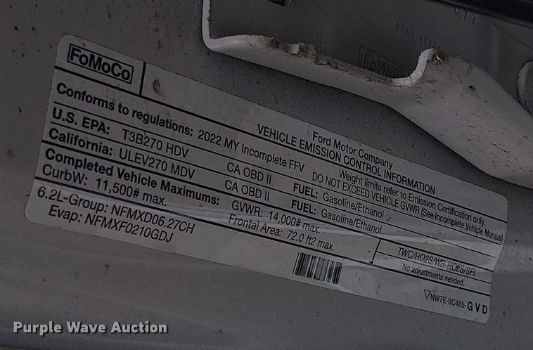 image for item EV5017 2022 Ford F350 Super Duty SuperCab utility bed pickup truck