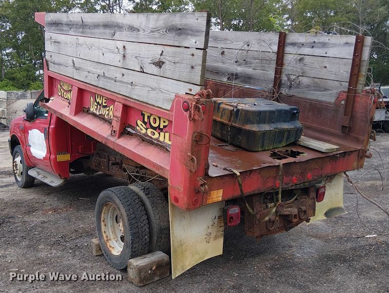 image for item EV5018 2002 Ford F550 Super Duty dump truck