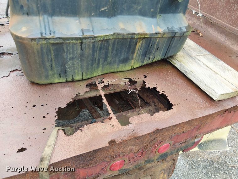 image for item EV5018 2002 Ford F550 Super Duty dump truck